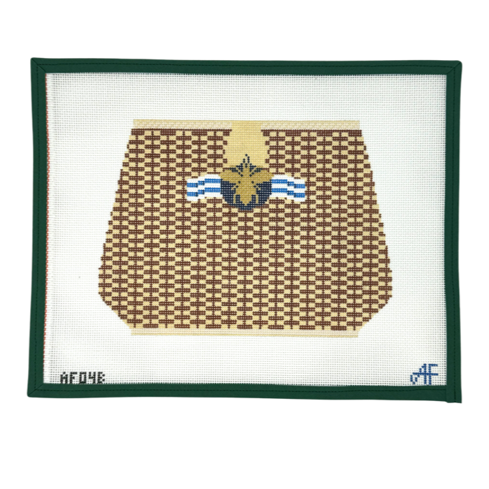 Large Nantucket Basket with Bee